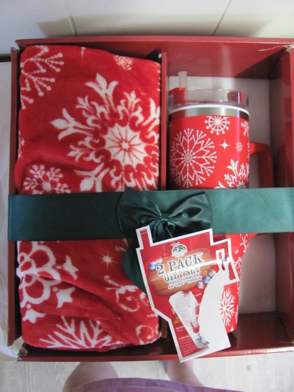ALTITUDE  HOME 2 PIECE THROW & TUMBLER SET NWT